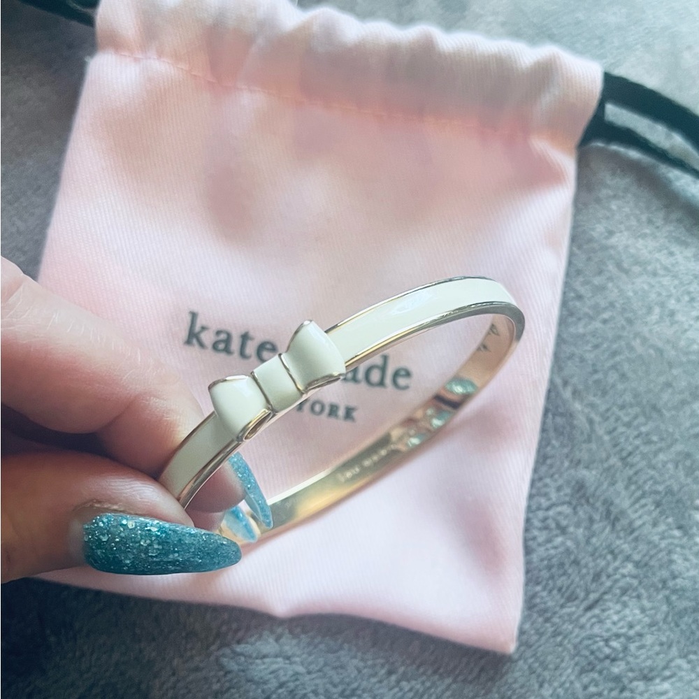 KATE SPADE ♠️ — Bow Bangle - Picture 8 of 8